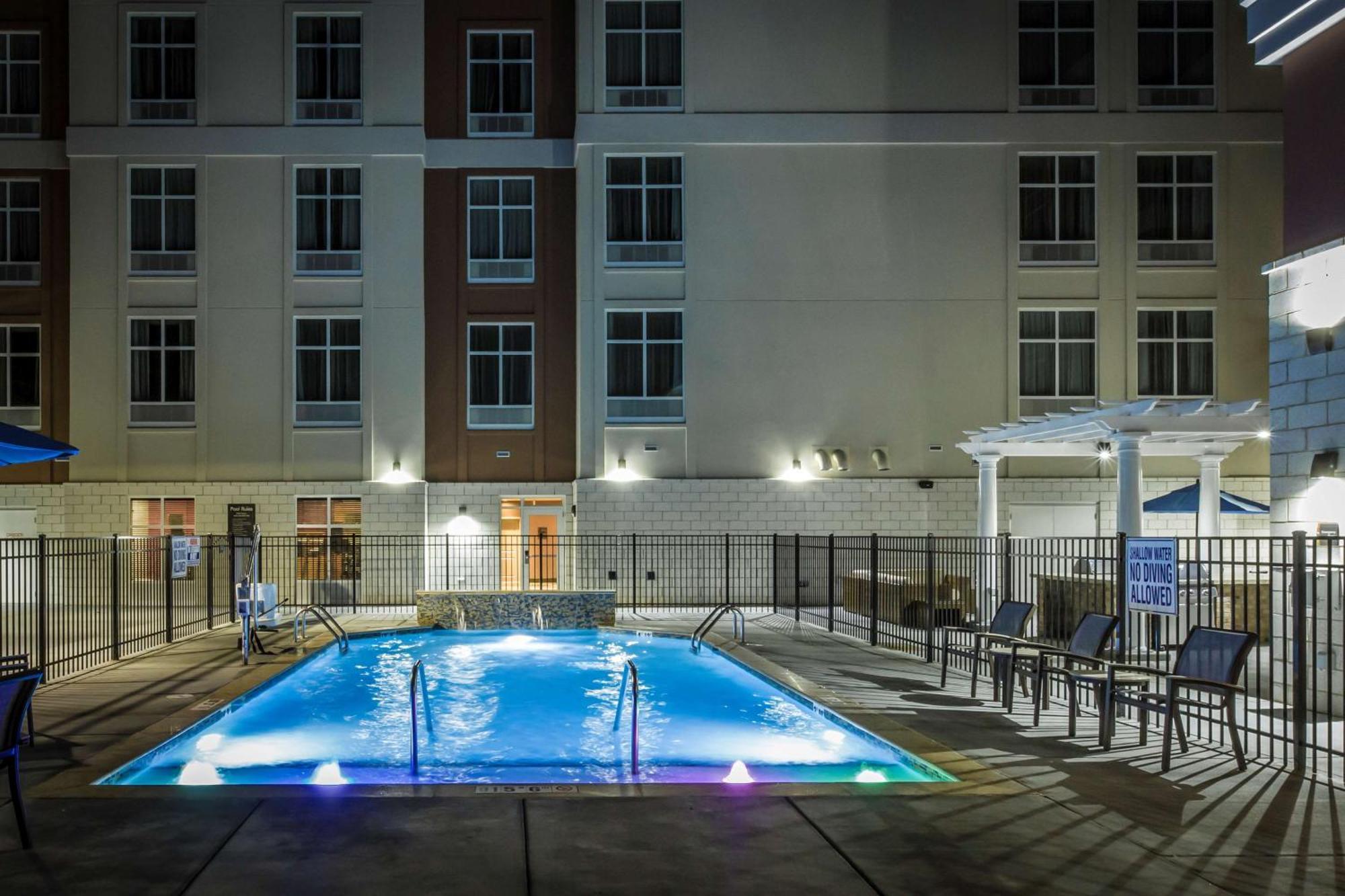 Homewood Suites By Hilton Charlotte Ballantyne, Nc Eksteriør billede